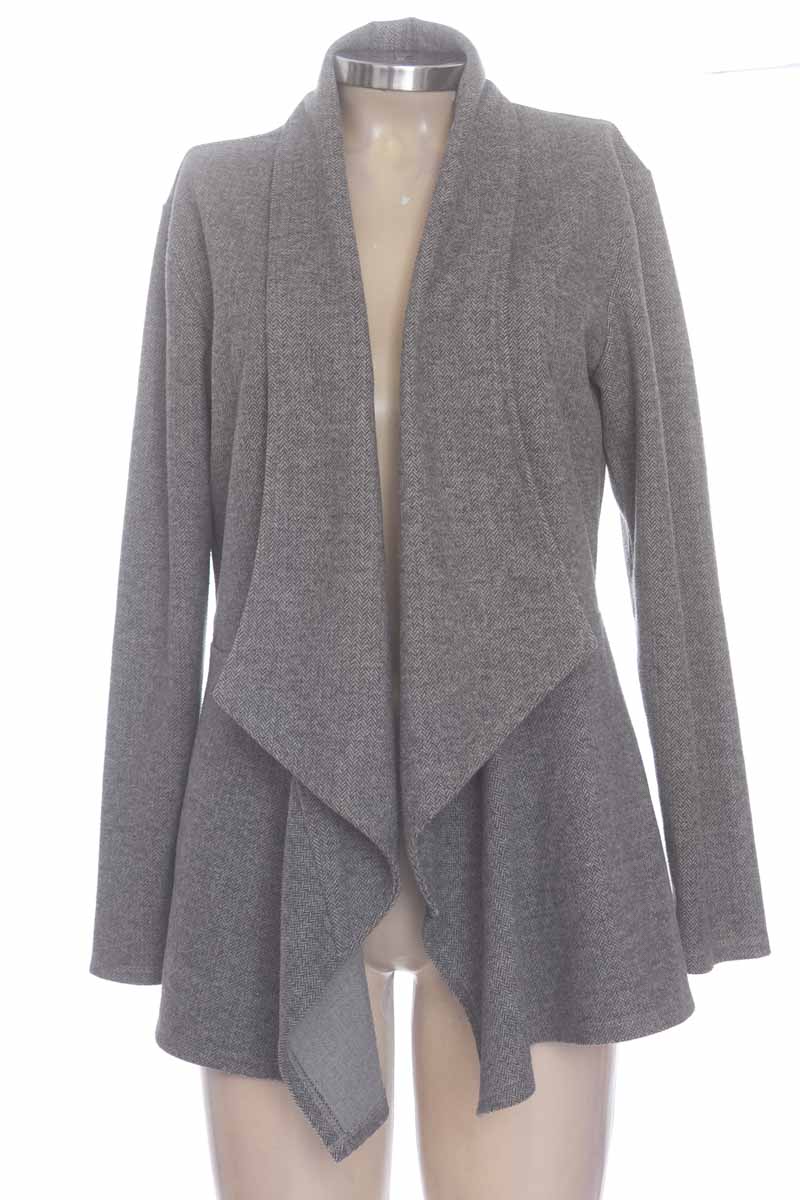 Chaqueta / Abrigo color Gris - XUSS