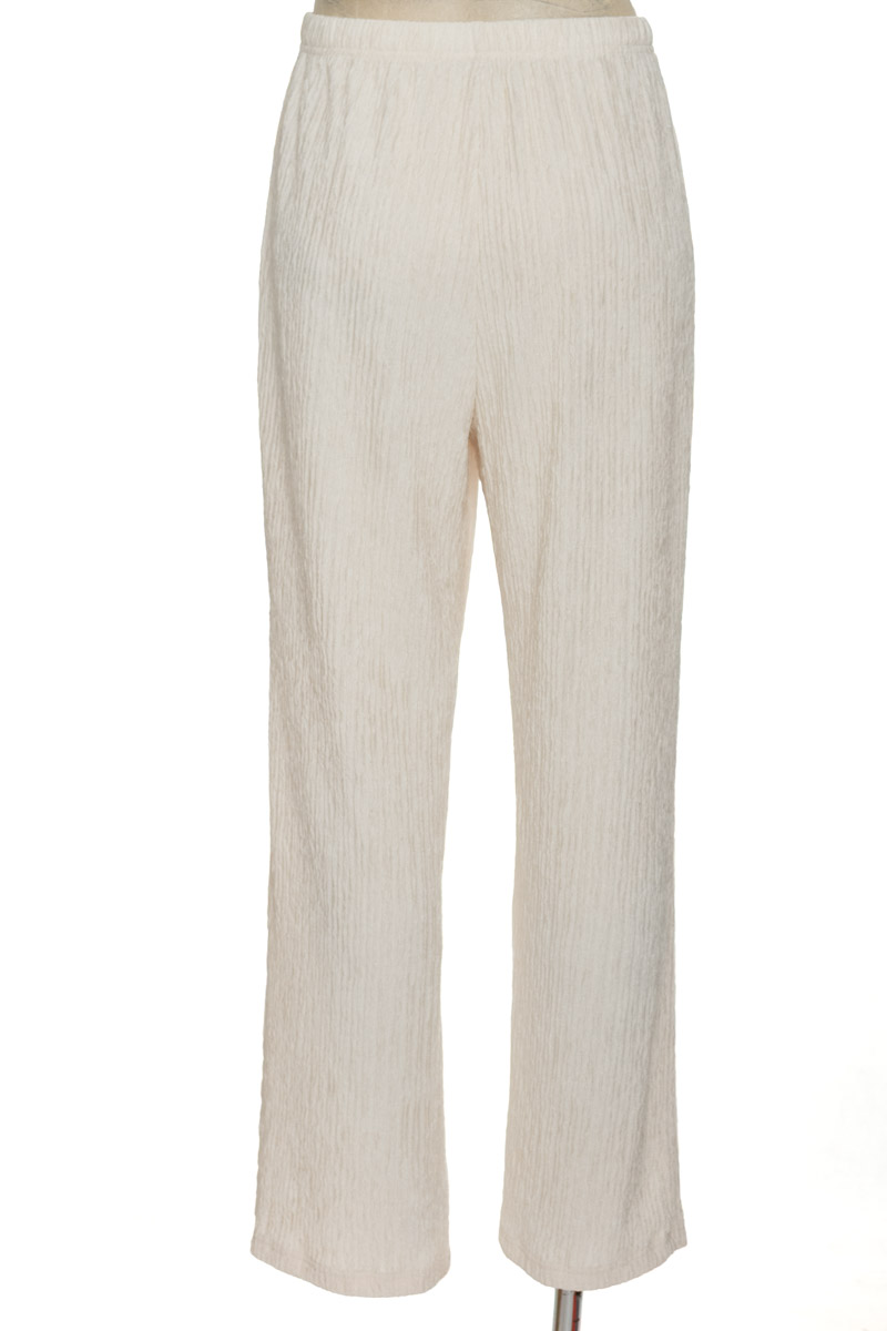 Pantalones color Beige - Closeando