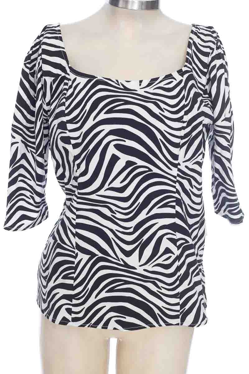 Blusa color Negro - Facol | Closeando