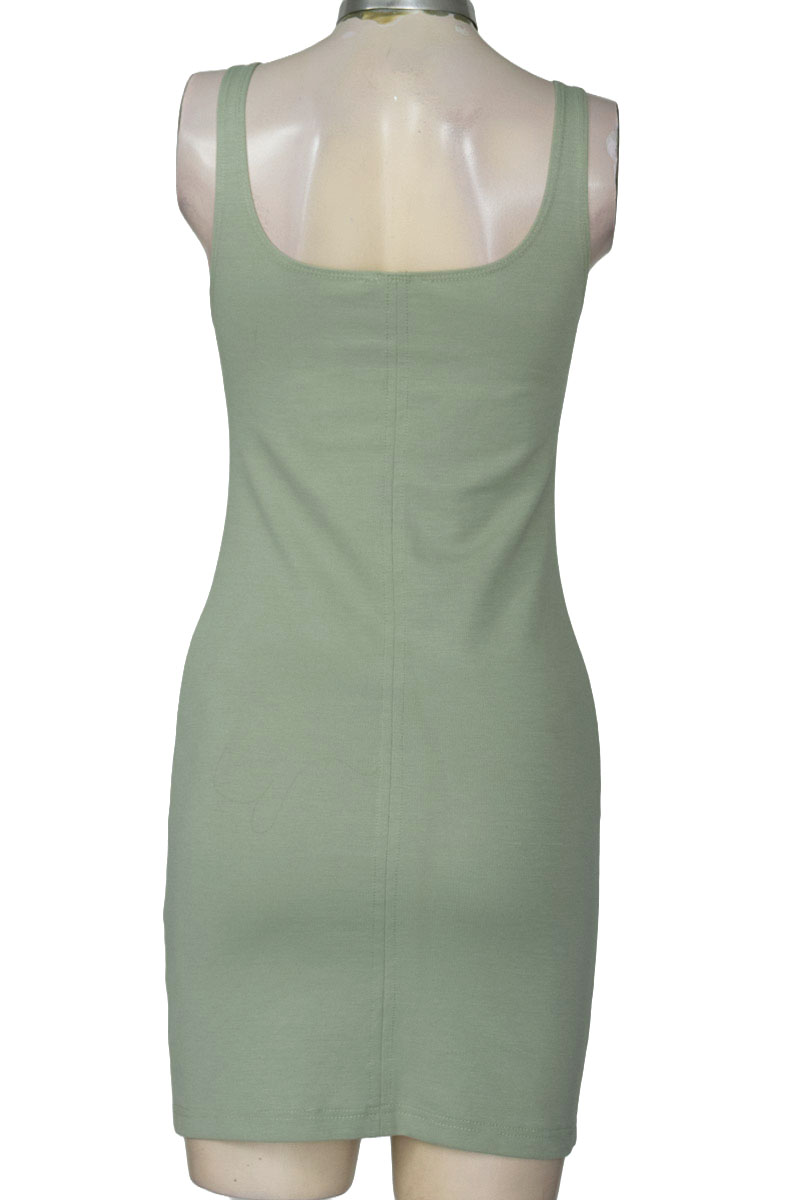 Vestido / Enterizo color Verde - Zara