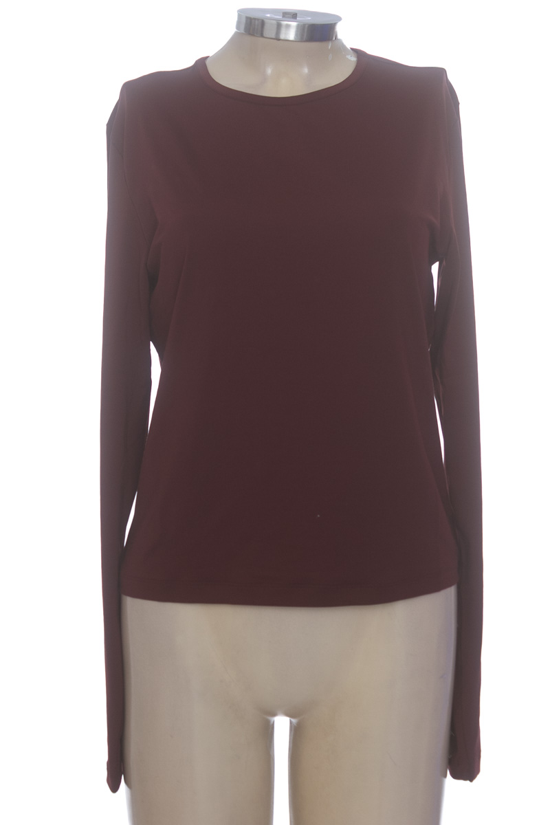 Ropa Deportiva / Salida de Baño color Vinotinto - H&M