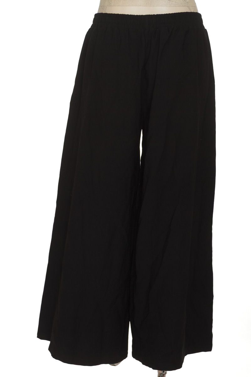 Pantalones color Negro - FDS