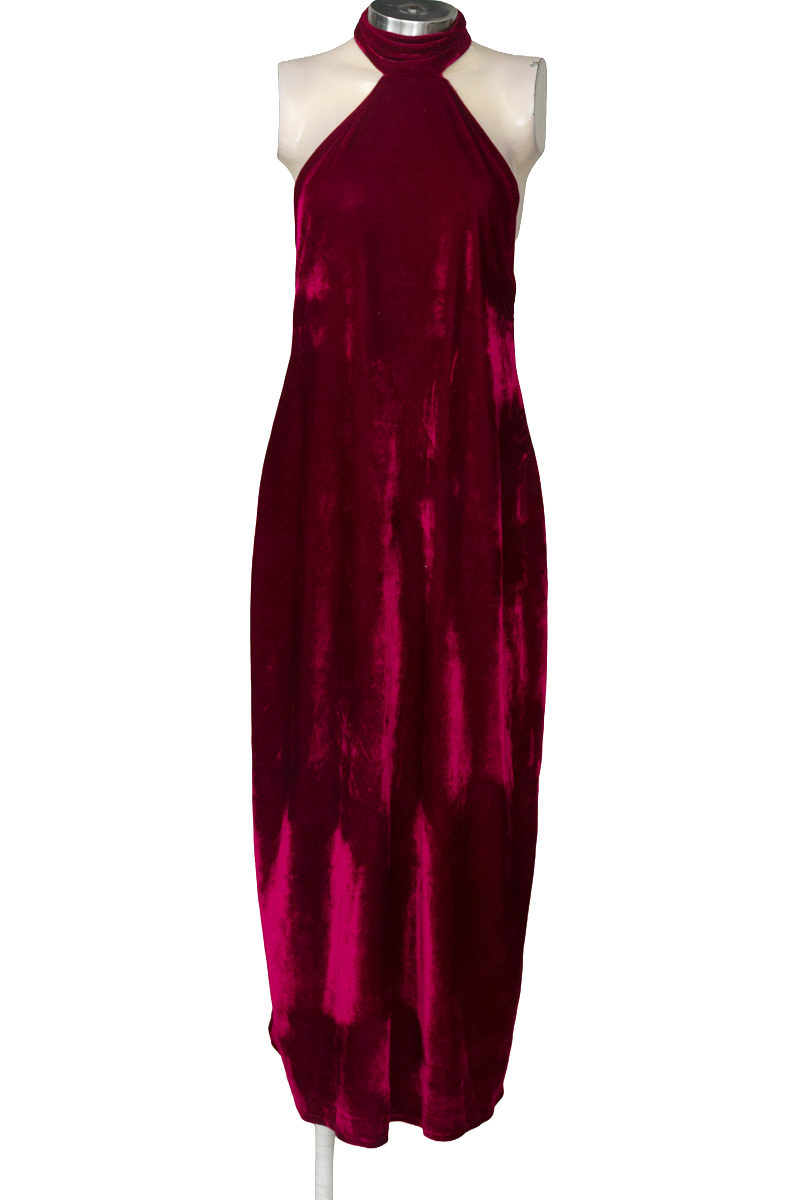 Vestido / Enterizo color Vinotinto - Closeando