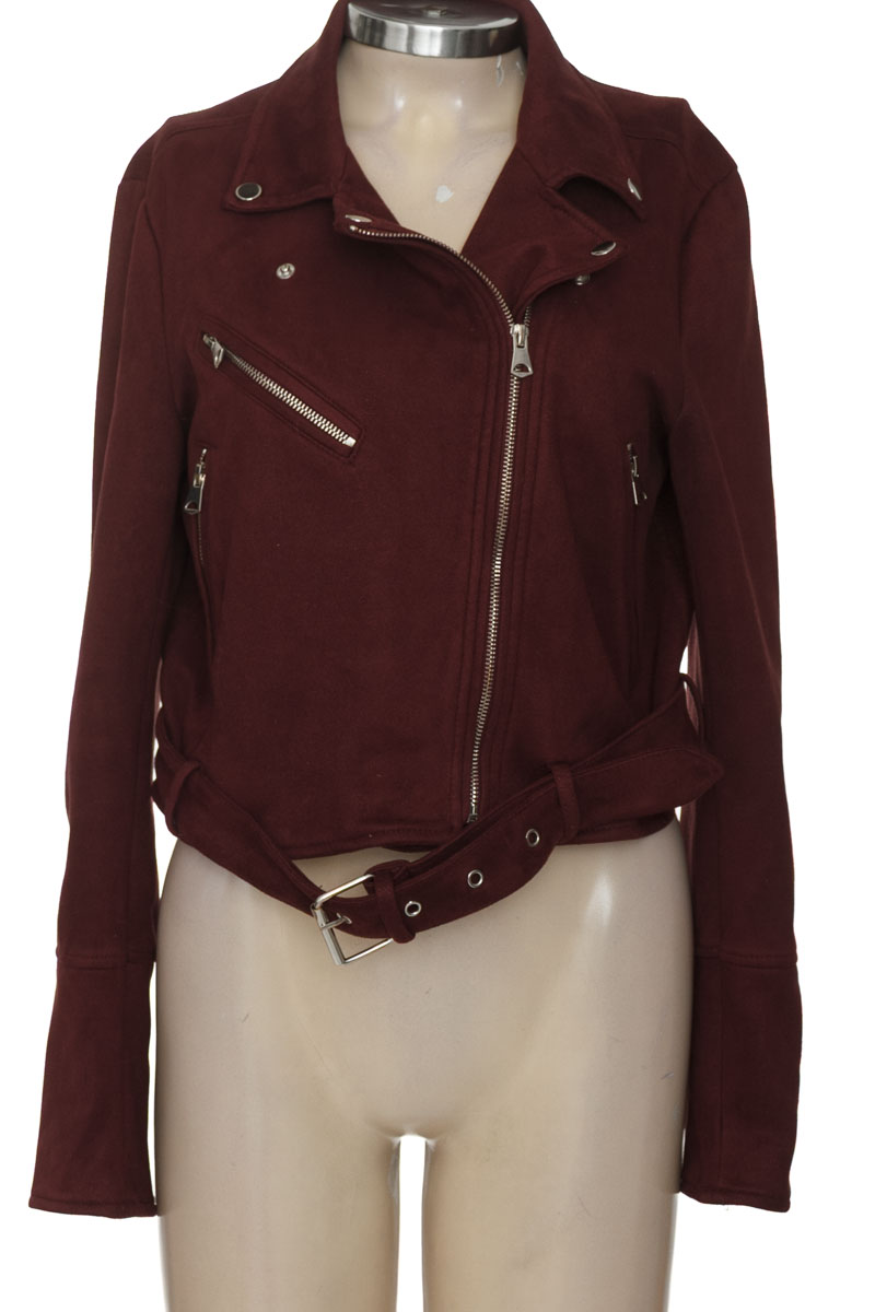 Chaqueta / Abrigo color Vinotinto - Pull & Bear