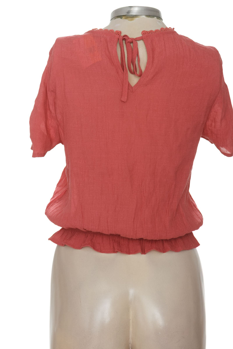 Top / Camiseta color Rosado - Active Usa
