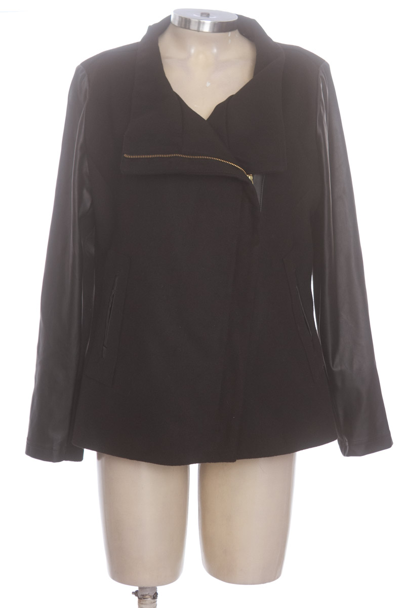 Chaqueta / Abrigo color Negro - Coco
