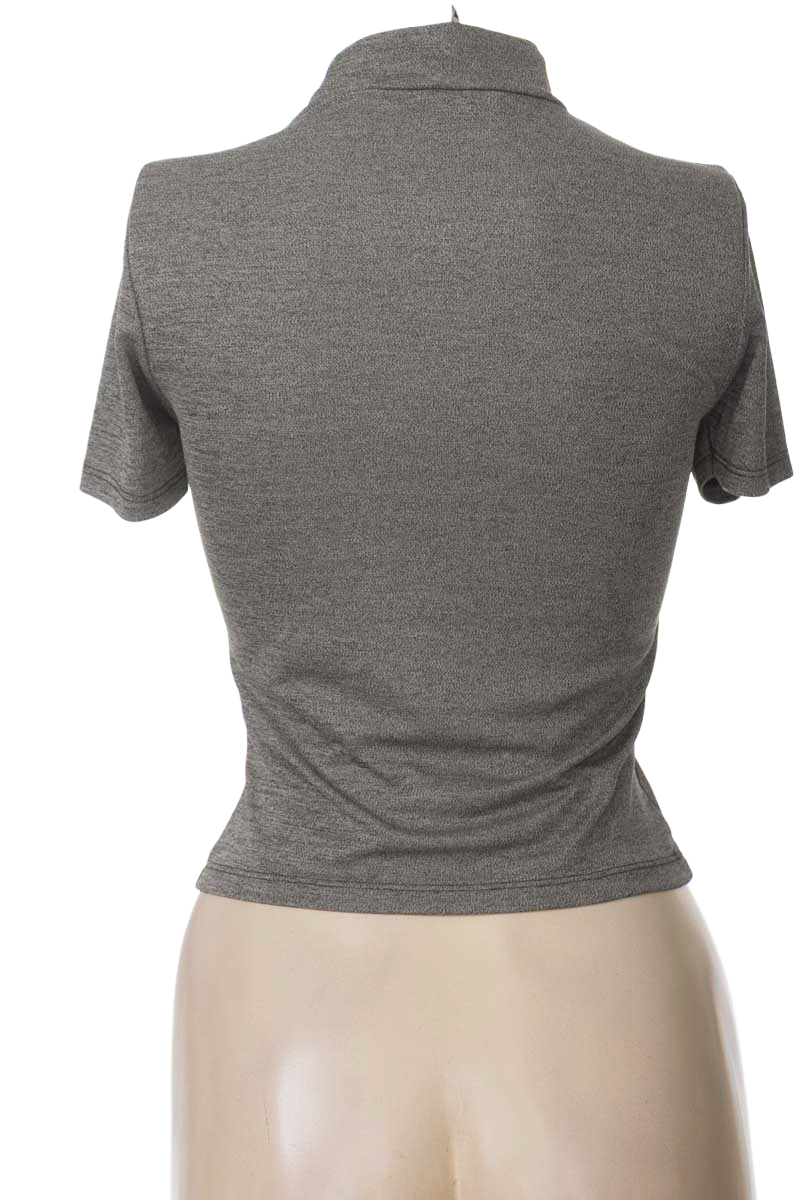 Top / Camiseta color Gris - Koaj