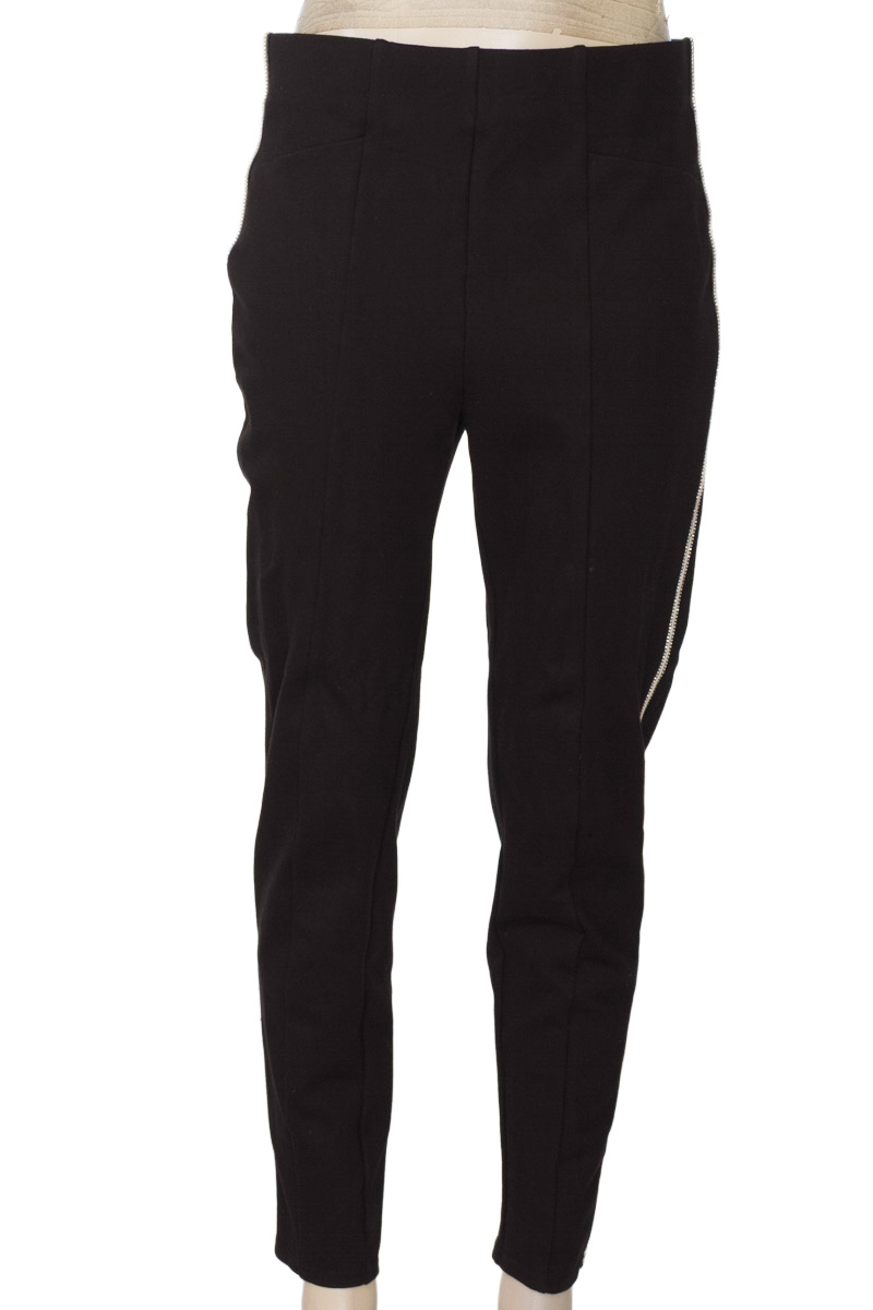 Pantalones color Negro - Zara