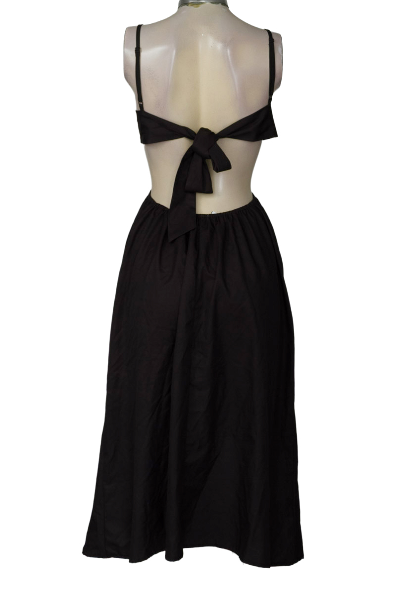 Vestido / Enterizo color Negro - Closeando