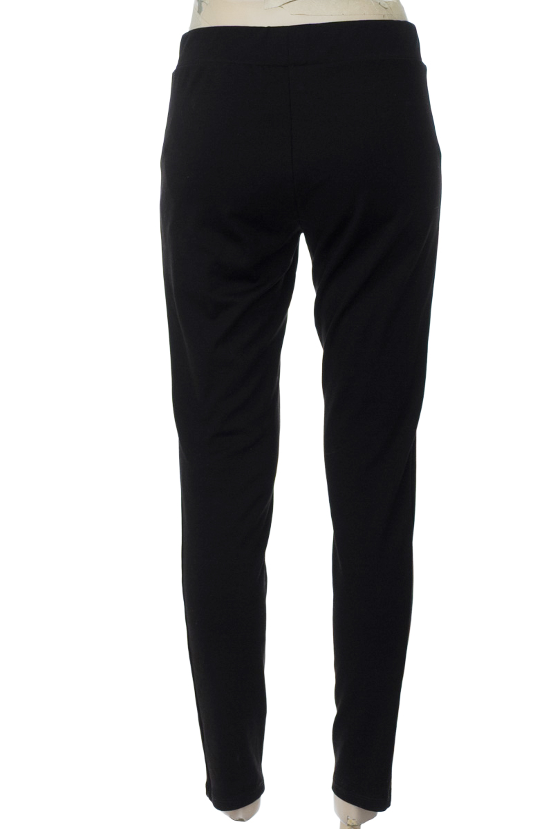 Pantalones color Negro - Arkitect