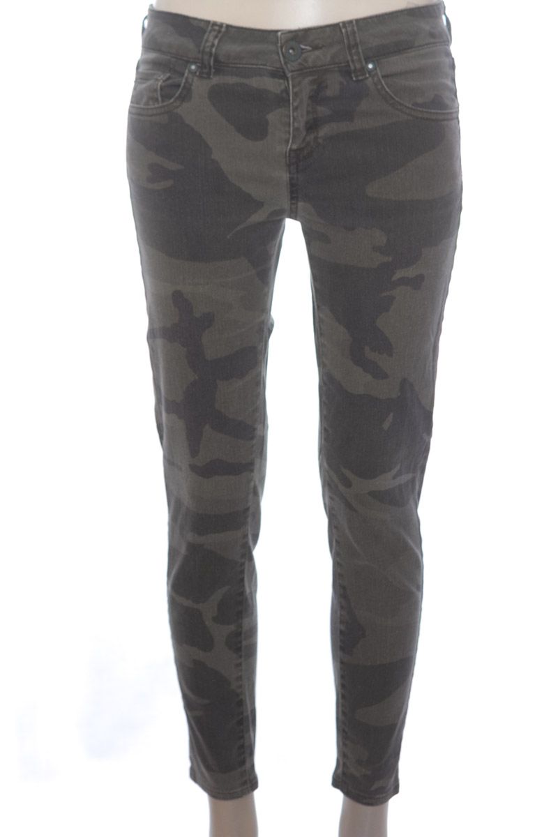 Pantalones color Verde - Gef