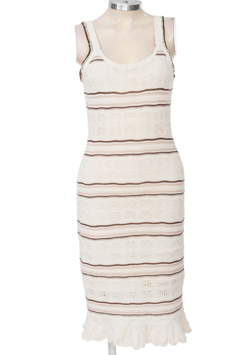 Vestido / Enterizo color Beige - Freshman 1996