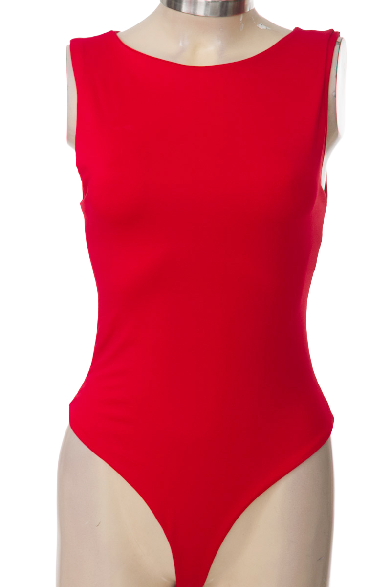 Top / Camiseta color Rojo - Color Blue