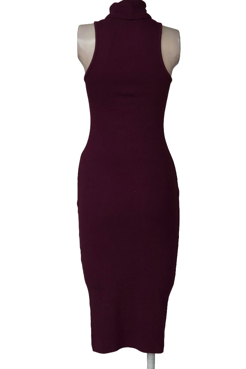 Vestido / Enterizo color Vinotinto - Zara