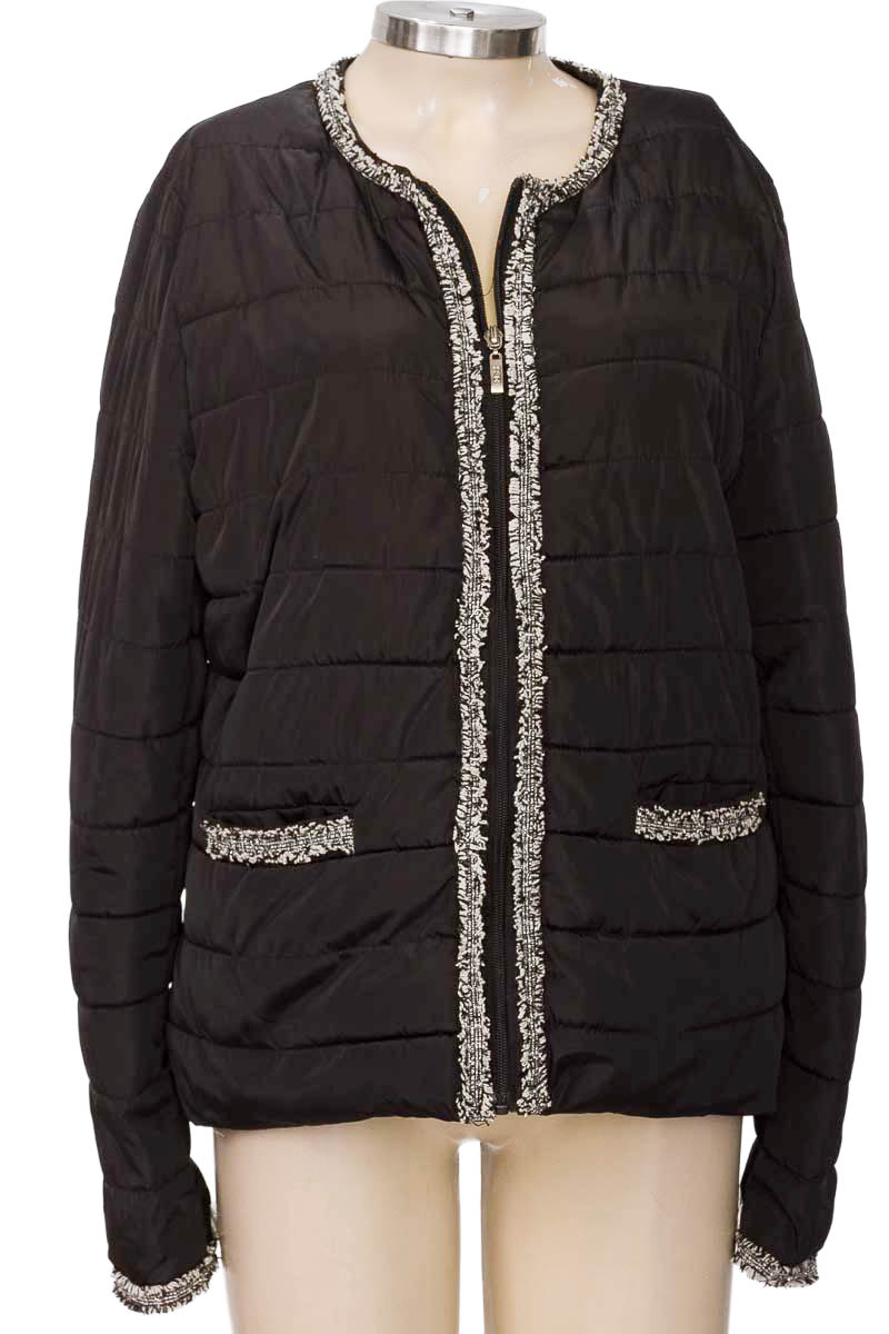 Chaqueta / Abrigo color Negro - FDS