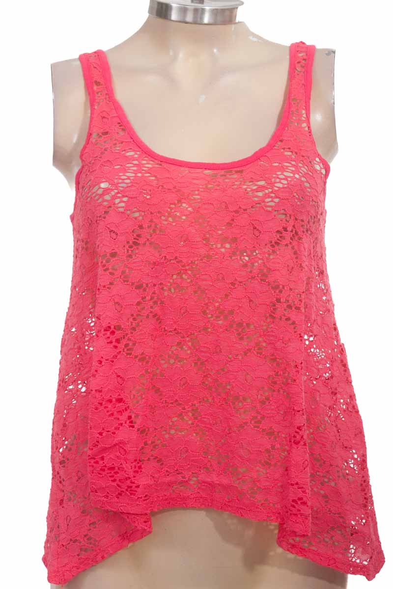 Top / Camiseta color Fucsia - Delias