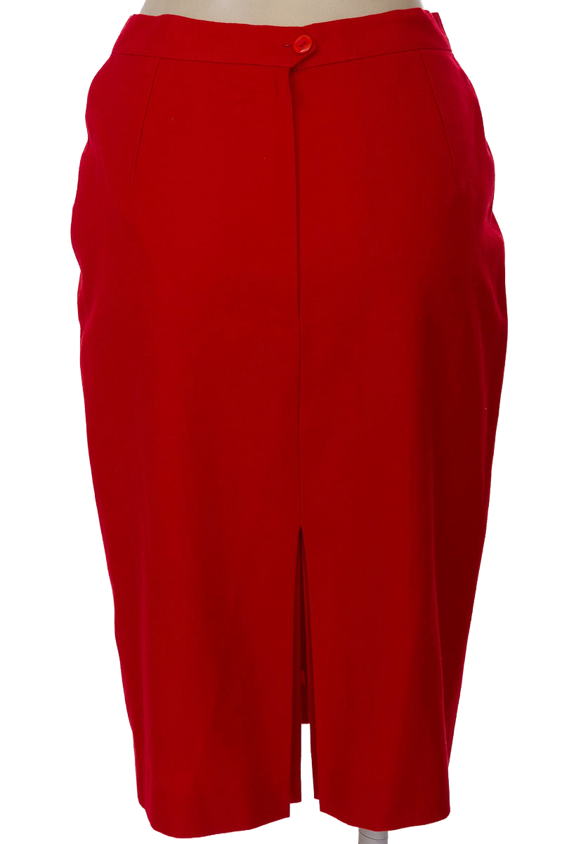 Falda color Rojo - Closeando