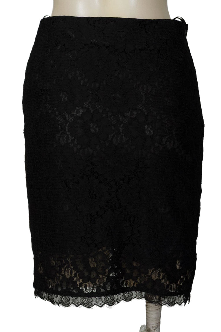 Falda color Negro - MNG