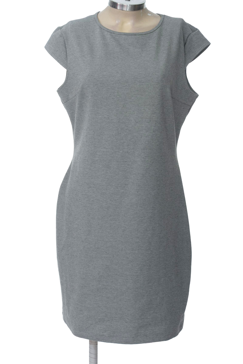 Vestido / Enterizo color Gris - PATPRIMO