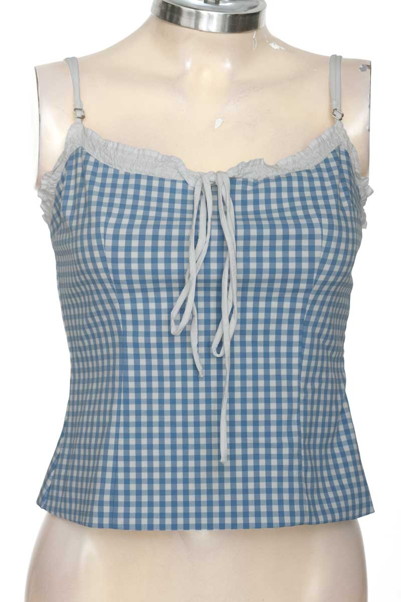 Top / Camiseta color Azul - Zara
