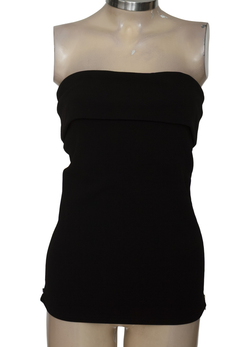 Top / Camiseta color Negro - Zara