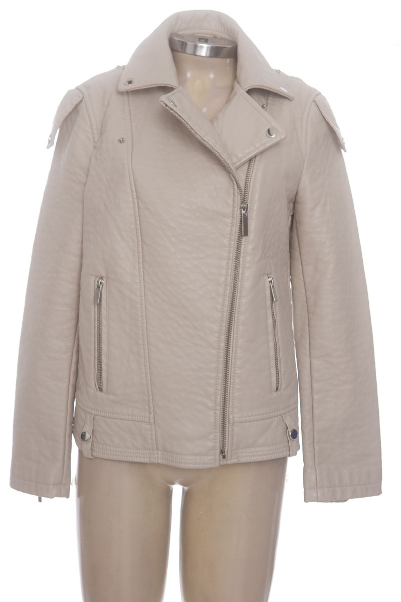 Chaqueta / Abrigo color Beige - Forever 21