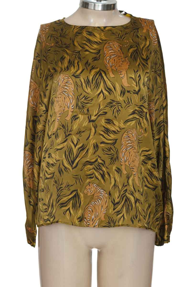 Blusa color Verde - Zara