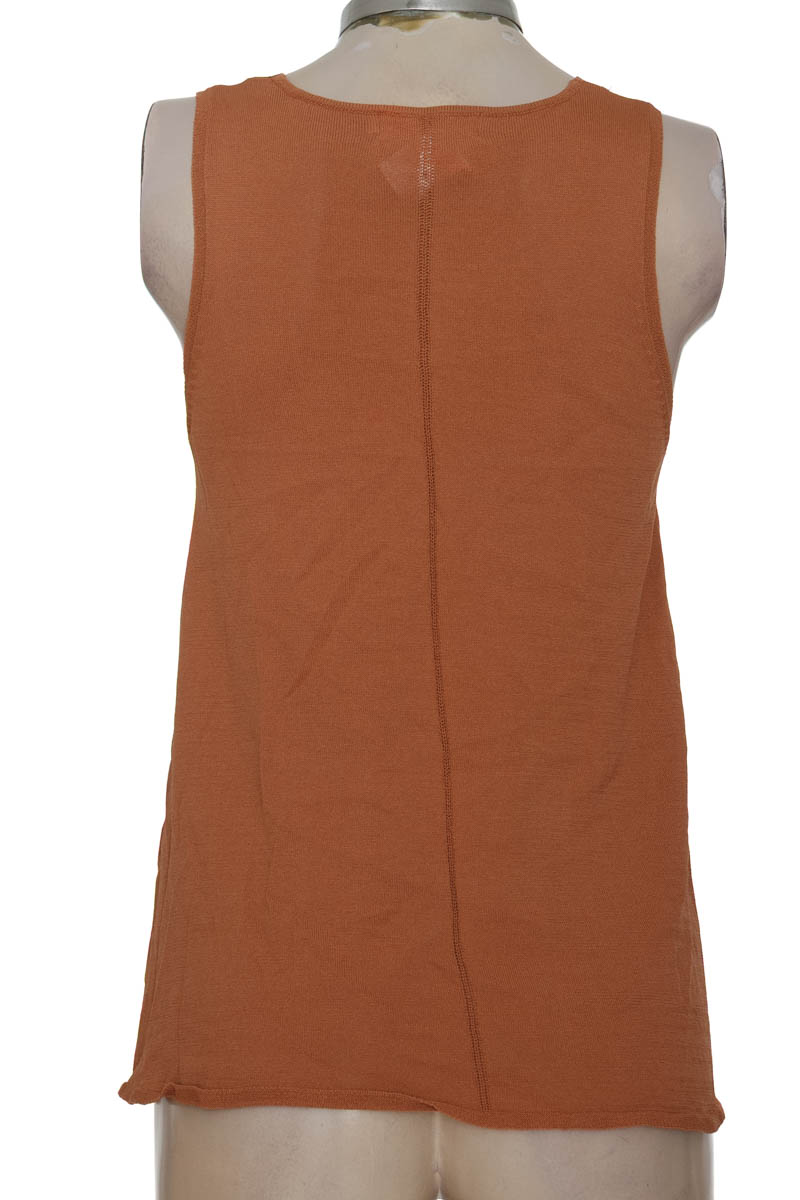 Top / Camiseta color Café - NAF NAF