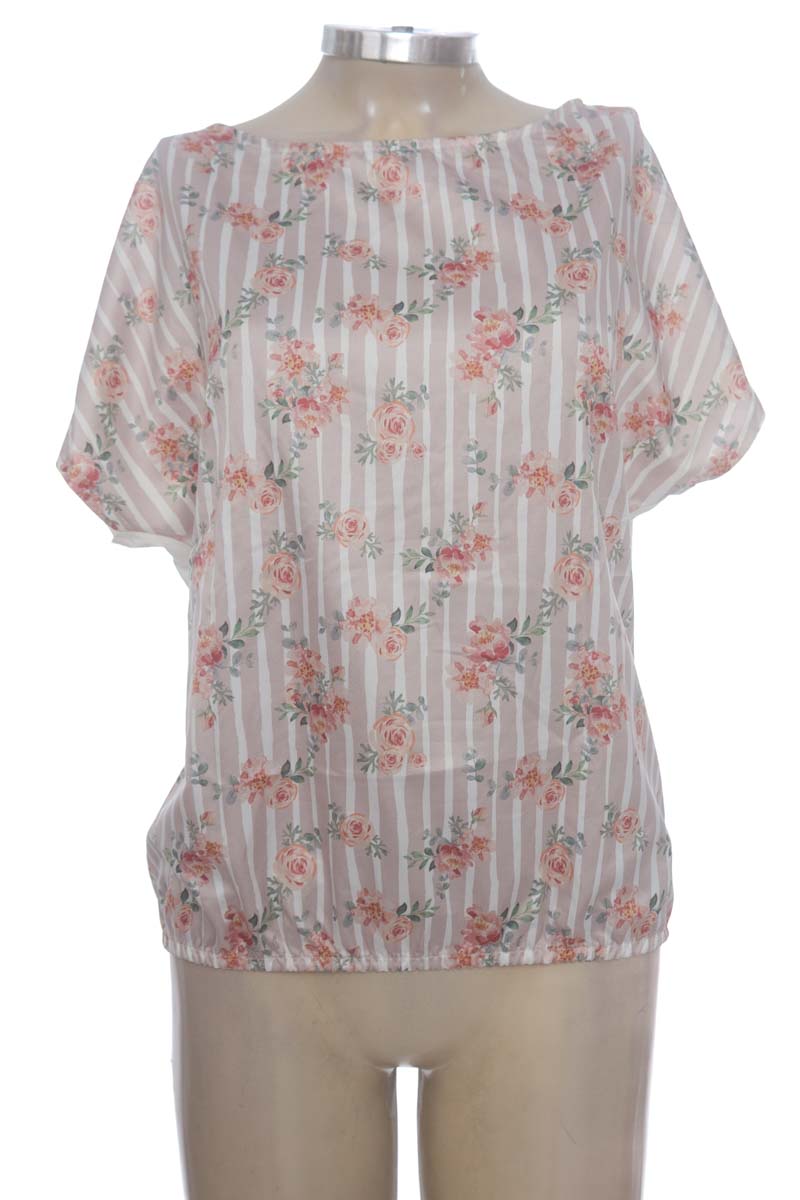 Top / Camiseta color Rosado - Koaj