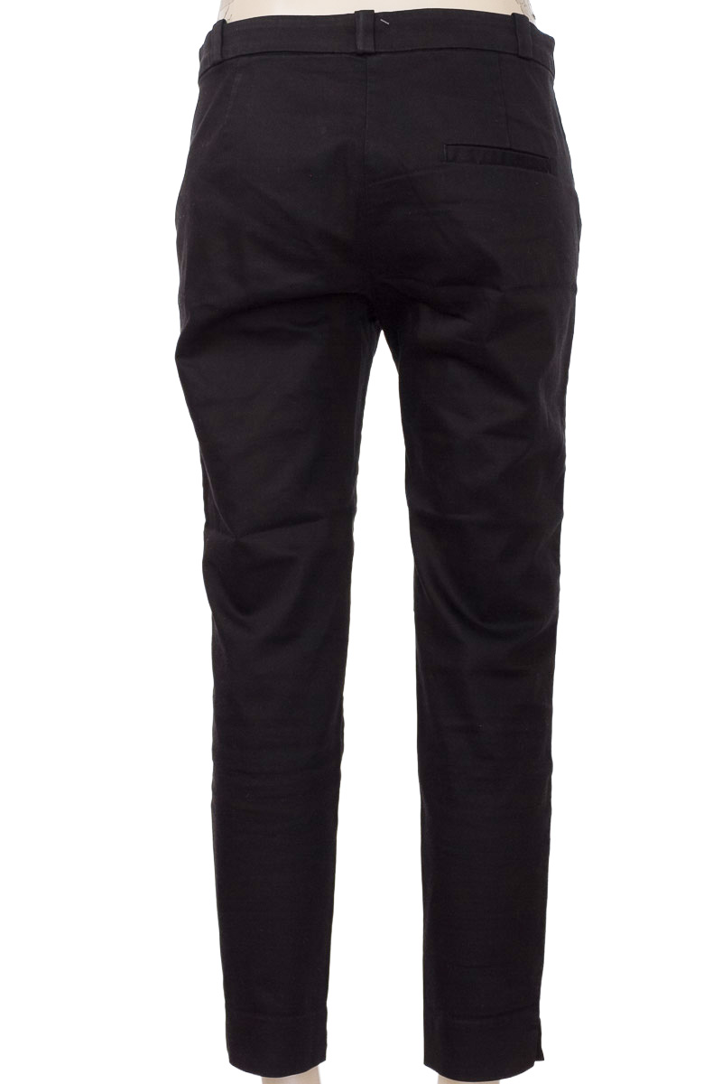 Pantalones color Negro - MNG