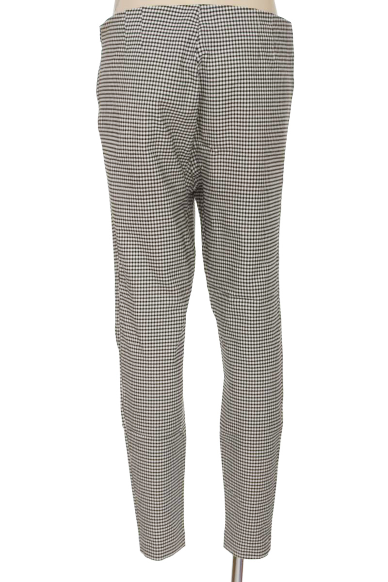 Pantalones color Negro - Zara