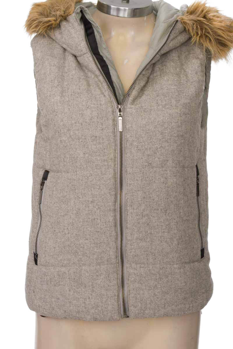 Chaqueta / Abrigo color Gris - Color Siete