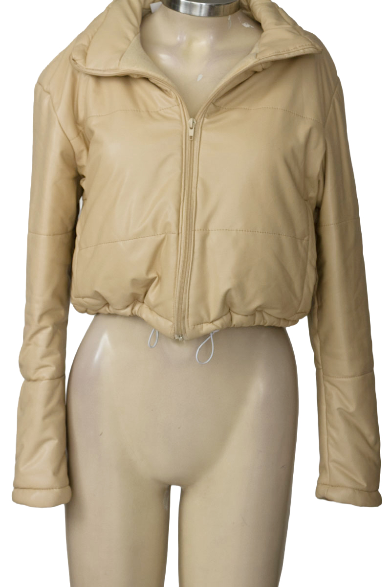 Chaqueta / Abrigo color Beige - Closeando