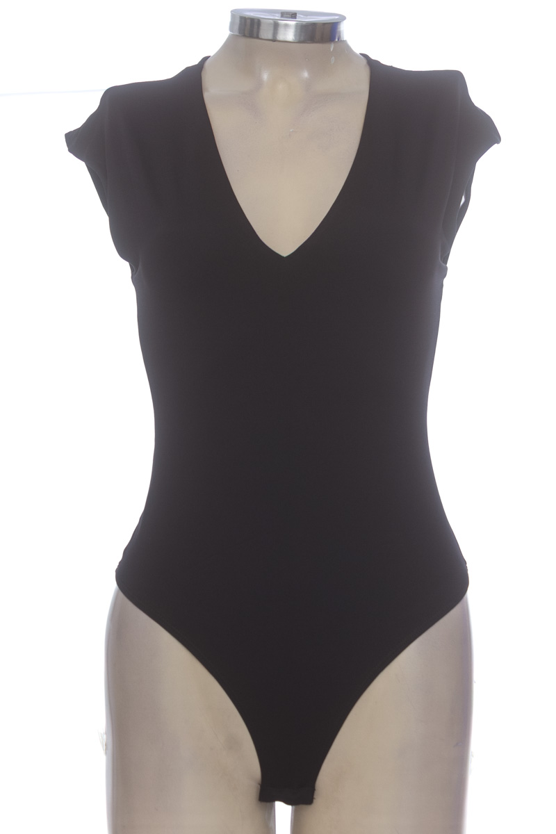 Top / Camiseta color Negro - H&M