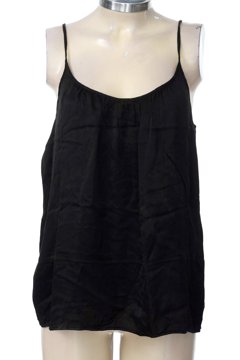 Top / Camiseta color Negro - MNG