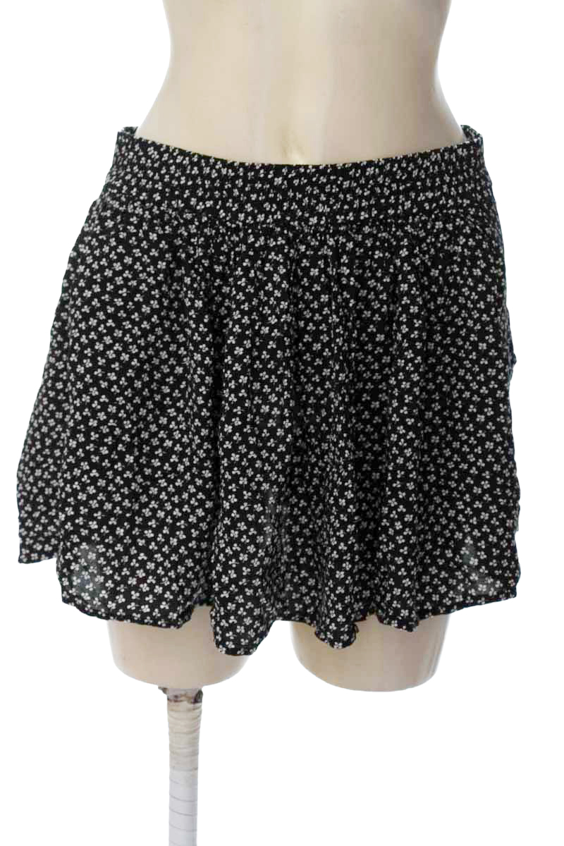 Falda color Negro - MNG