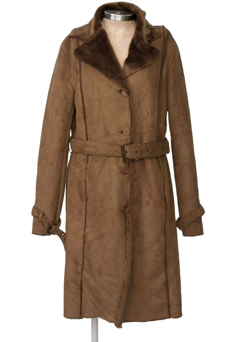 Chaqueta / Abrigo color Café - Basement