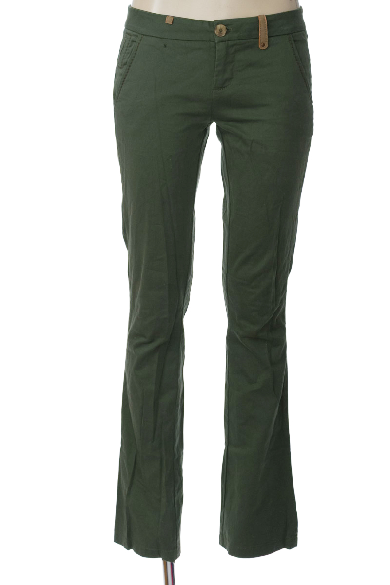 Pantalones color Verde - Closeando