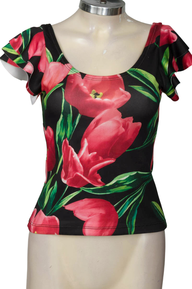 Top / Camiseta color Negro - Closeando