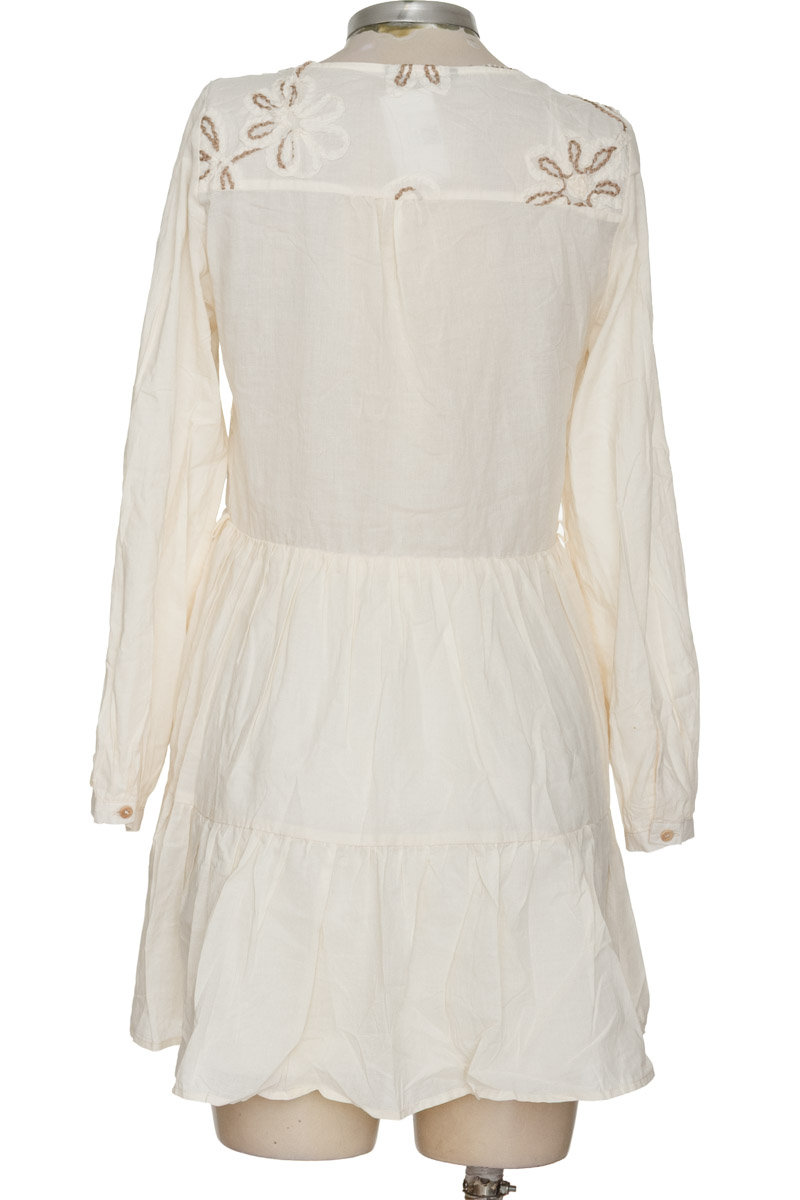 Vestido / Enterizo color Beige - Zara