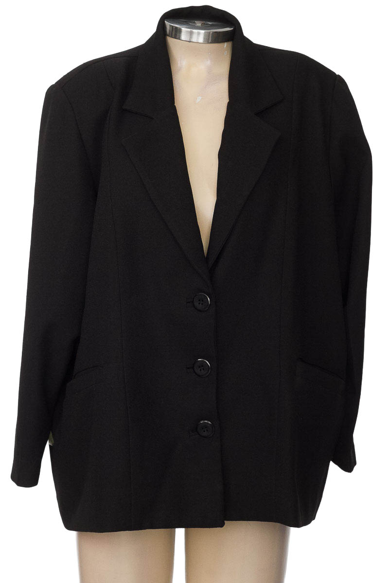 Chaqueta / Abrigo color Negro - Closeando