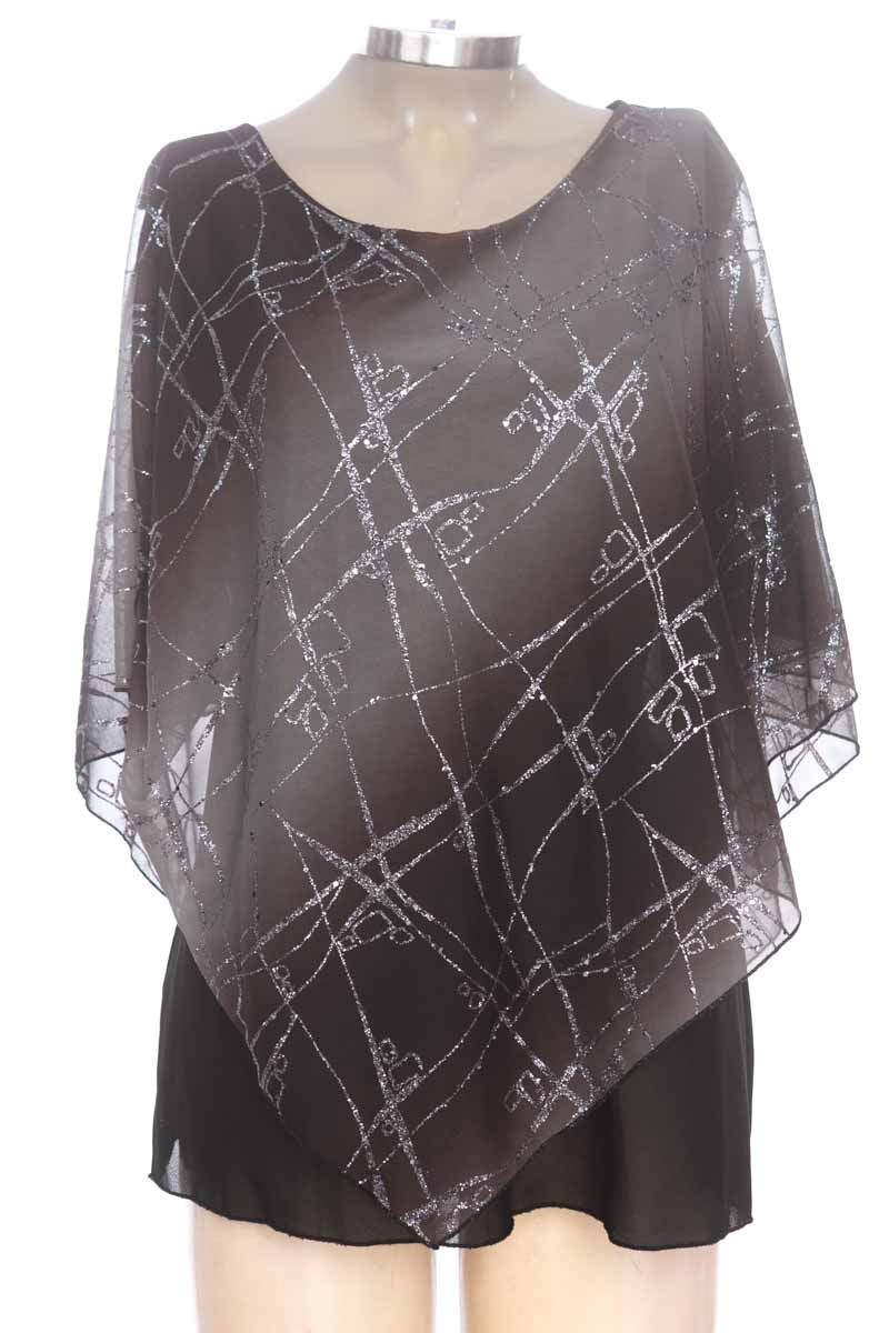 Top / Camiseta color Negro - C.O.C