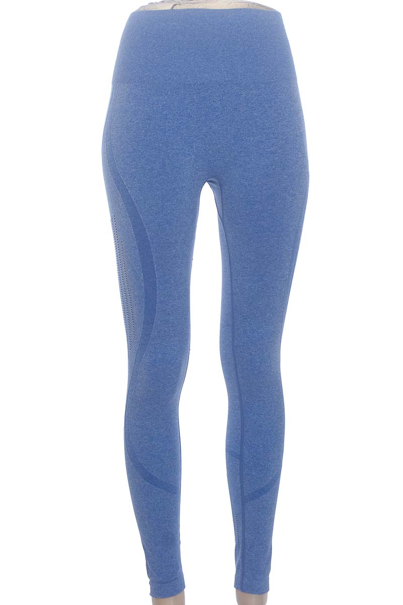 Ropa Deportiva / Salida de Baño color Azul - Closeando