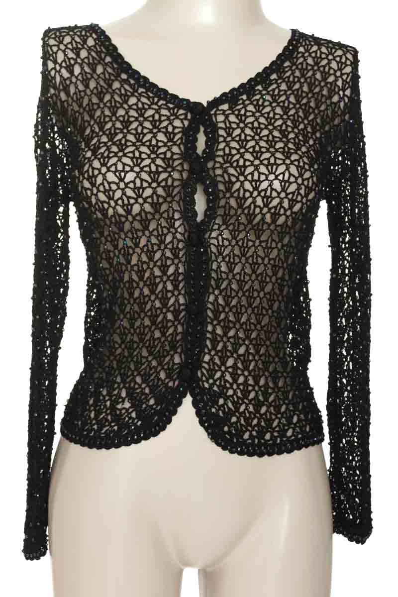 Sweater color Negro - Closeando