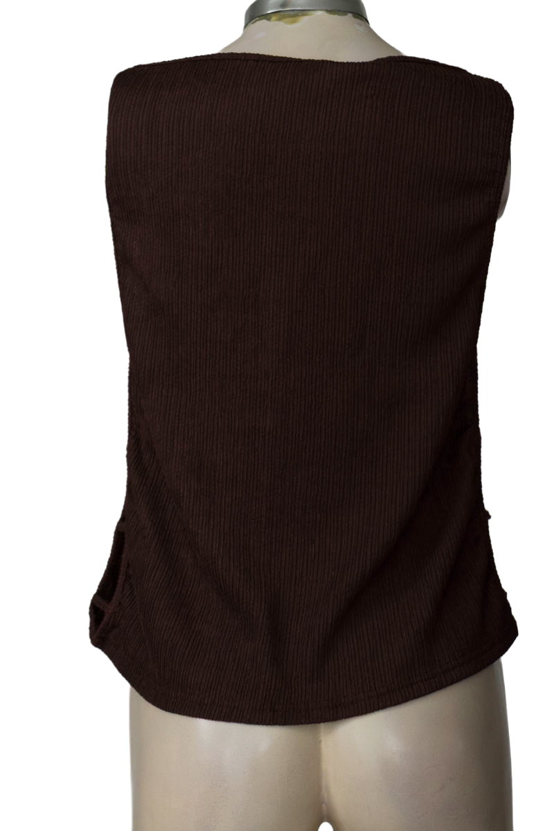 Top / Camiseta color Café - Closeando