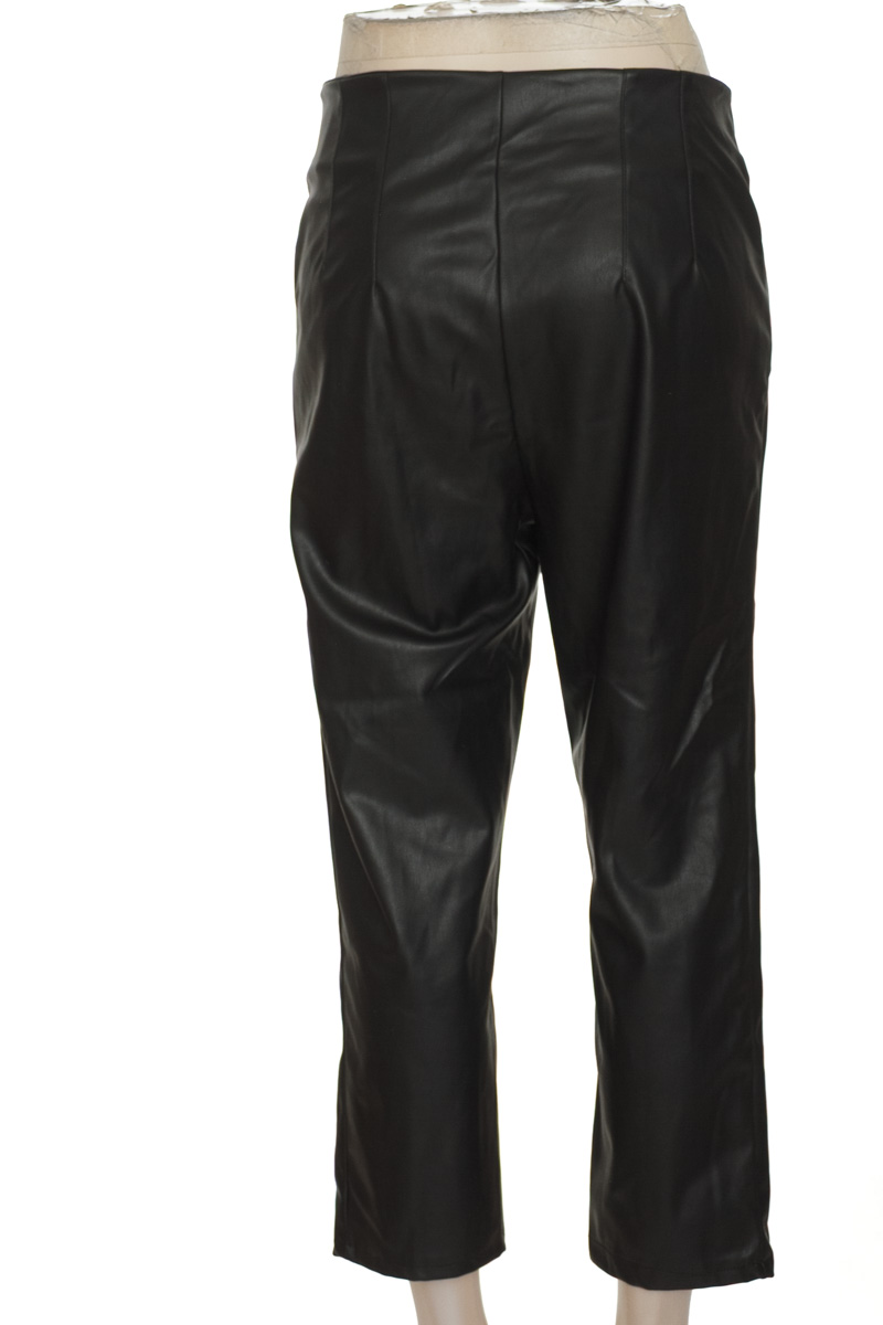 Pantalones color Negro - NAF NAF