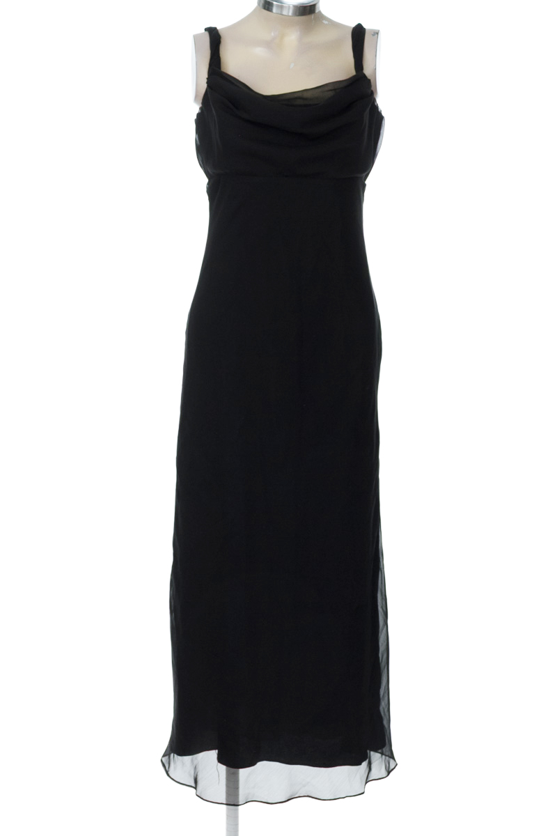 Vestido / Enterizo color Negro - DOLLAR