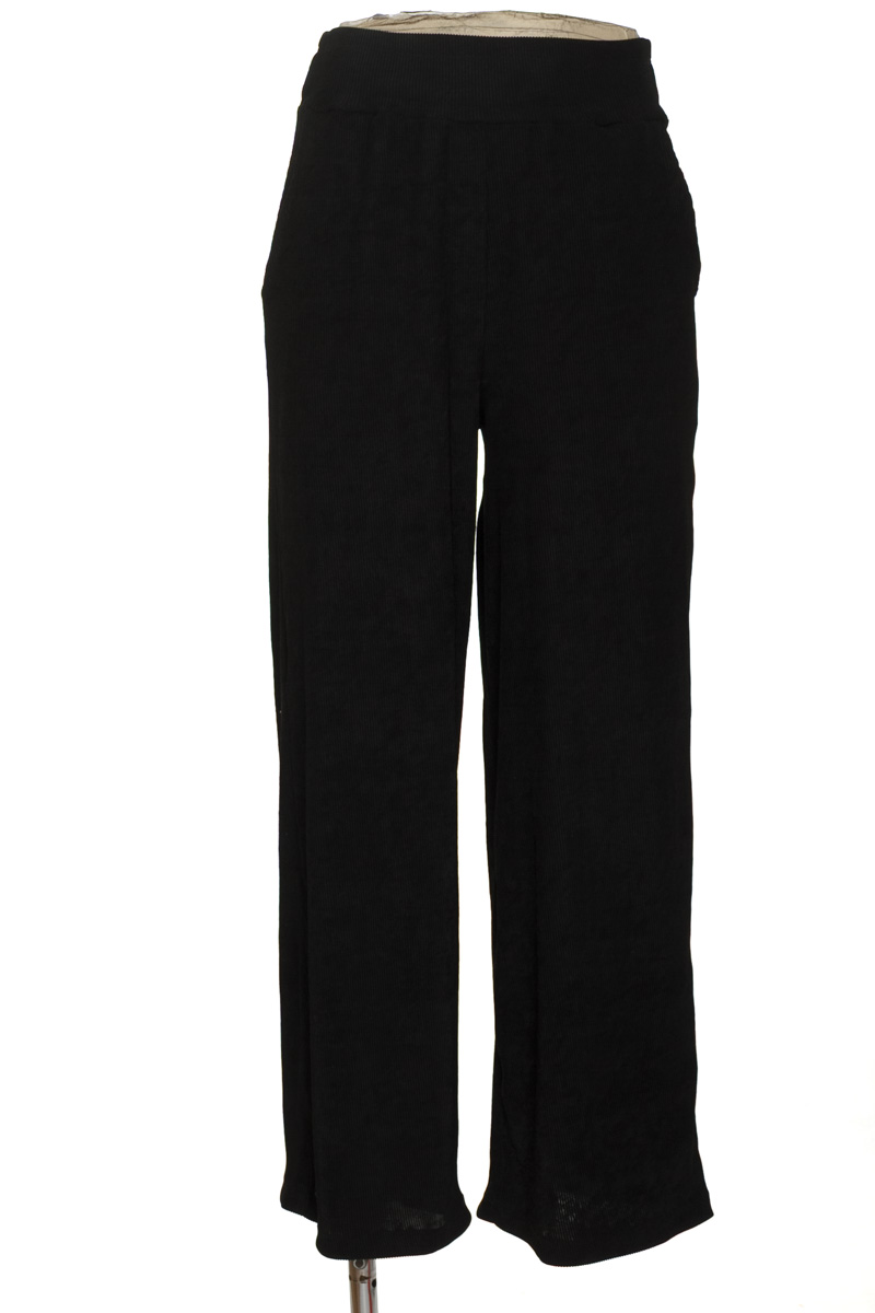 Pantalones color Negro - Closeando