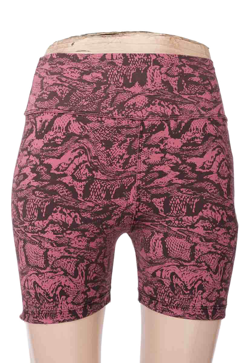 Ropa Deportiva / Salida de Baño color Rosado - Closeando