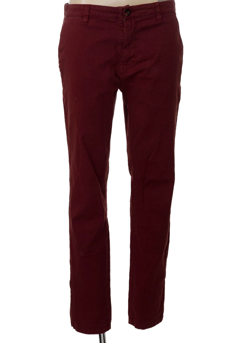 Pantalón color Vinotinto - Chevignon